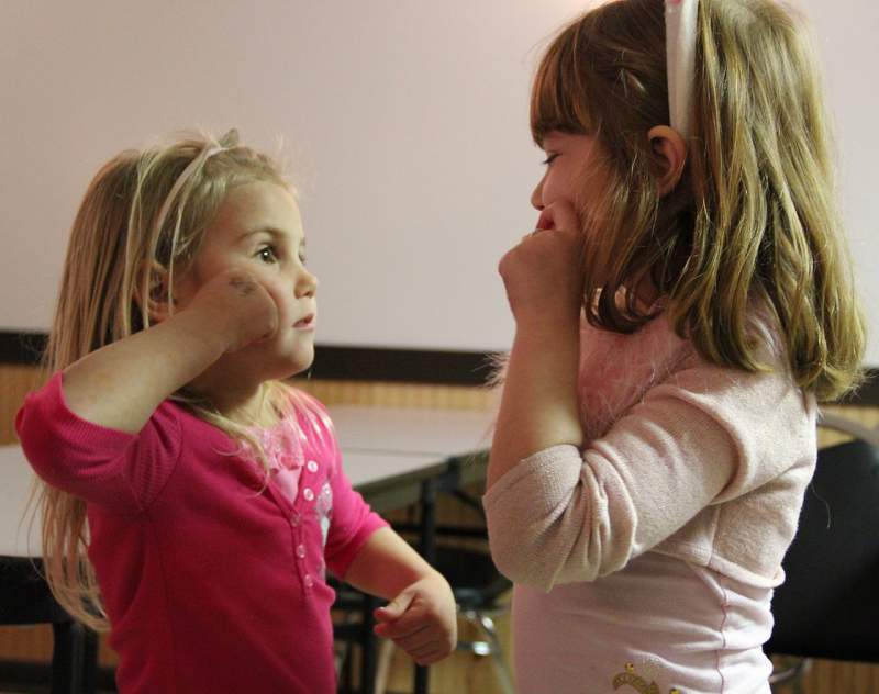 children american sign language