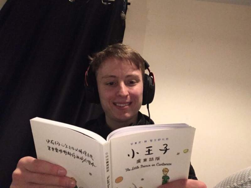 Luke learning Cantonese