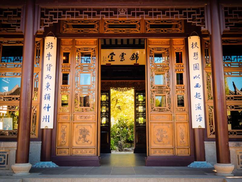 Chinese door