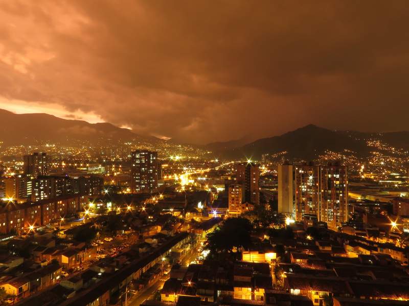 Medellín_night_Colombia_Colombian_slang