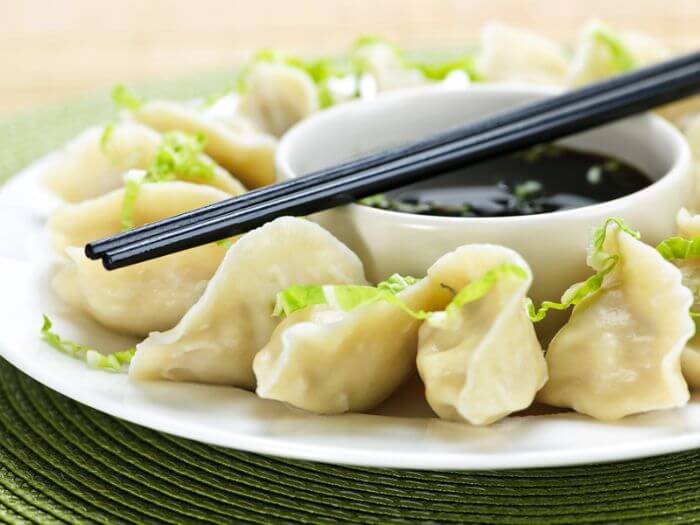 Steamed dumplings and soy sauce