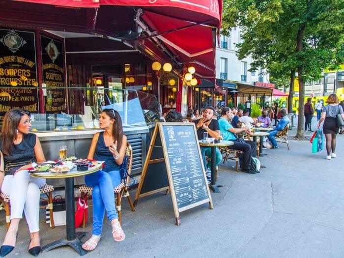 iconic paris café