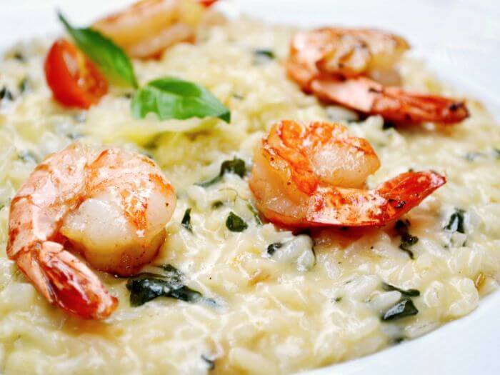 Traditional Italian dishes risotto 