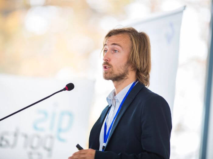 how to improve your english to advanced level